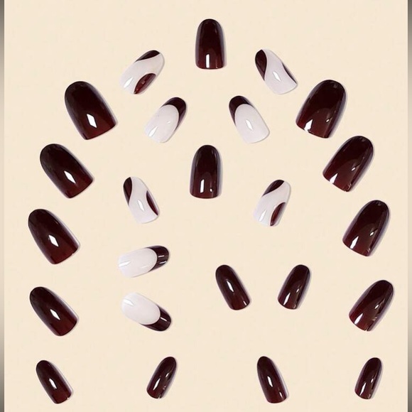 Almond Shaped ManicurePress on Nails Coffee-Color Striped Tips, Glue & Nail File - Picture 3 of 7